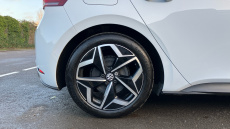 Volkswagen ID.3 150kW Tour Pro S 77kWh 5dr Auto Electric Hatchback